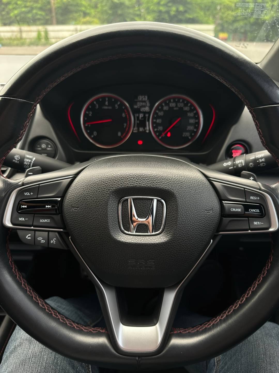 2020 Honda City สีขาว (รูปที่ 15)