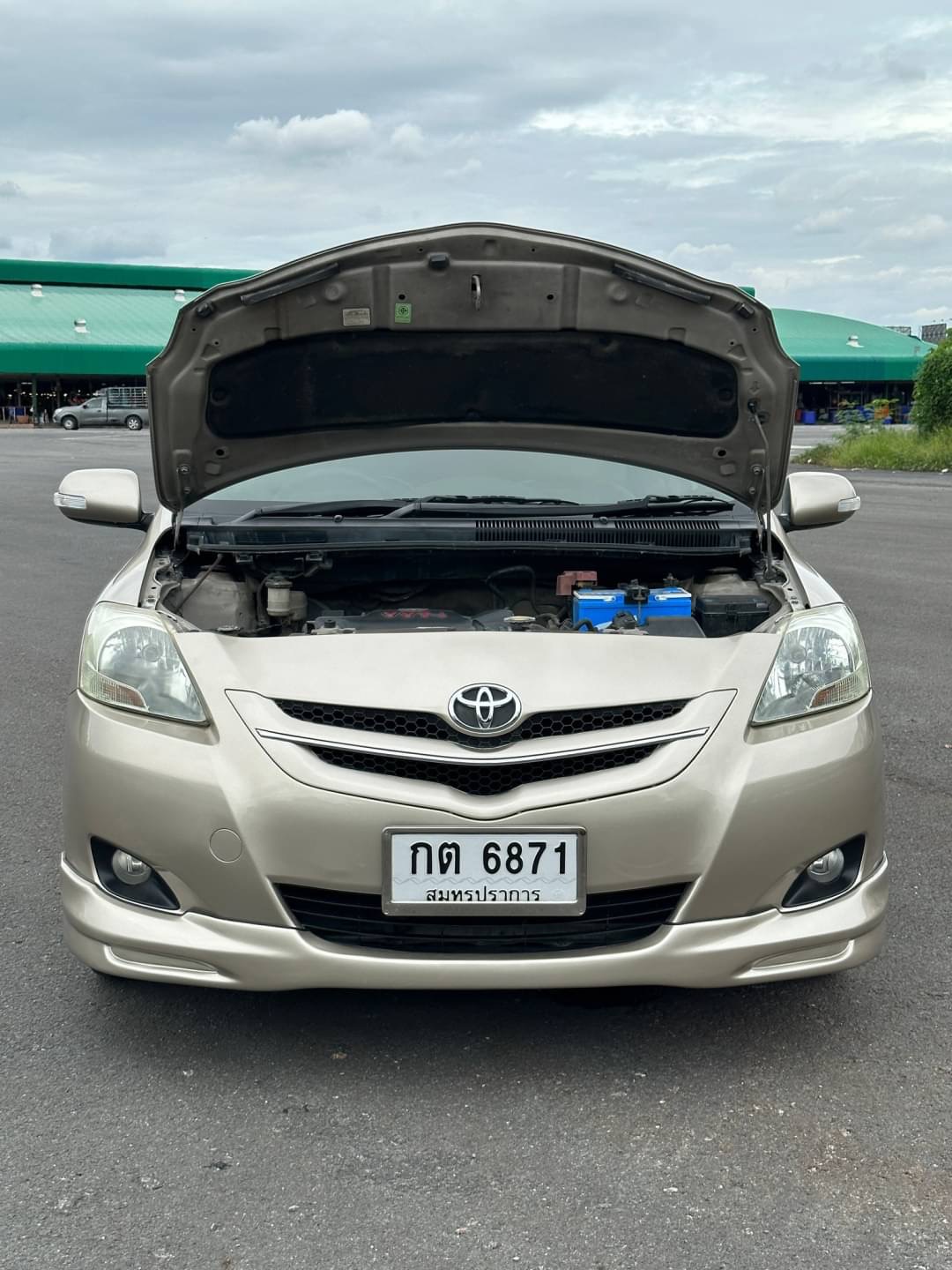 2008 Toyota Vios สีทอง