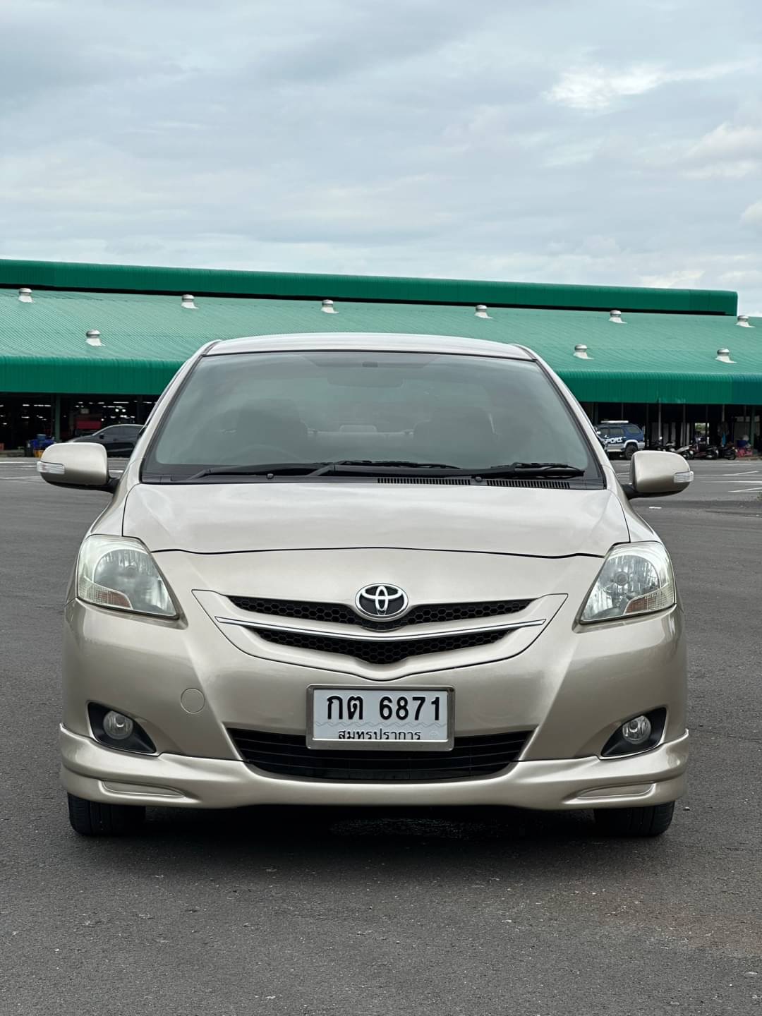 2008 Toyota Vios สีทอง