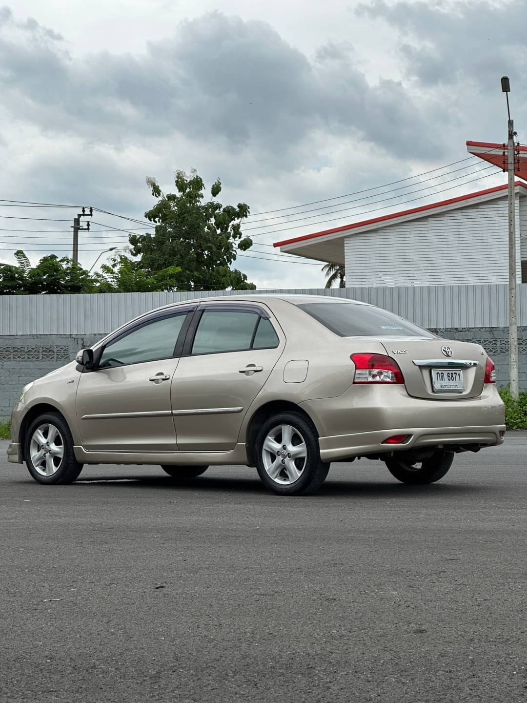 2008 Toyota Vios สีทอง (รูปที่ 8)