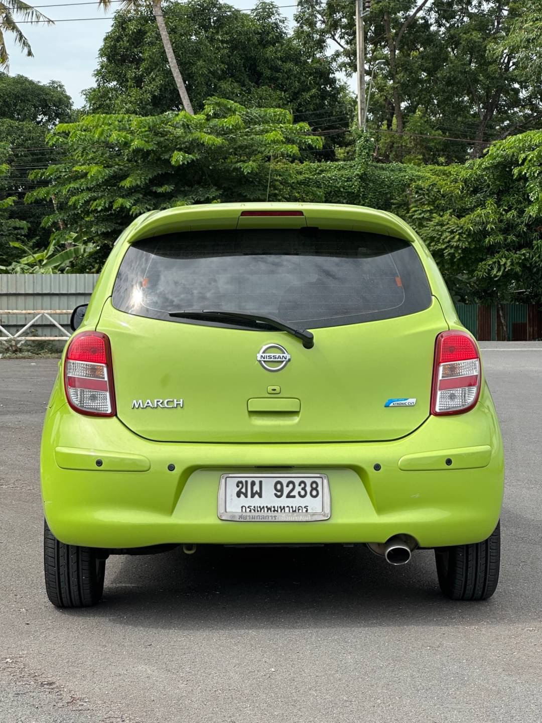 2012 Nissan March สีเขียว