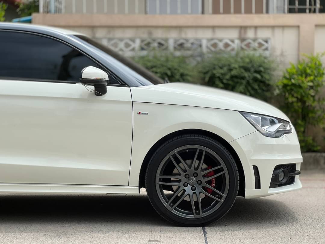 2011 Audi A1 สีขาว (รูปที่ 3)