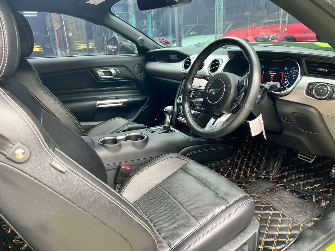 2021 Ford Mustang 2.3L สีเขียว (รูปที่ 17)