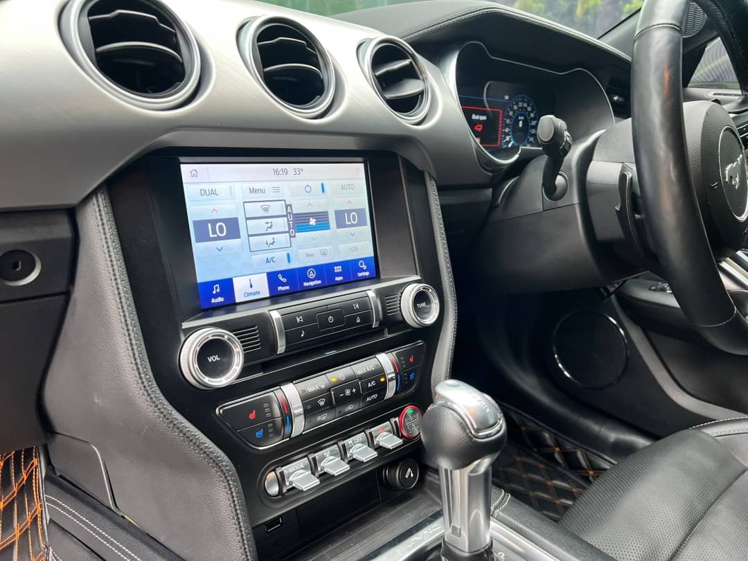 2021 Ford Mustang 2.3L สีเขียว (รูปที่ 20)