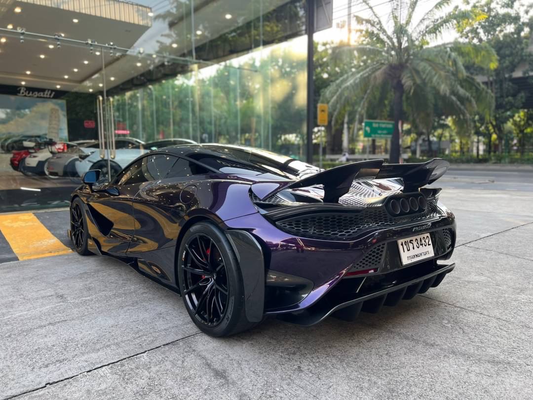 2021 McLaren 765 LT Coupe (รูปที่ 13)