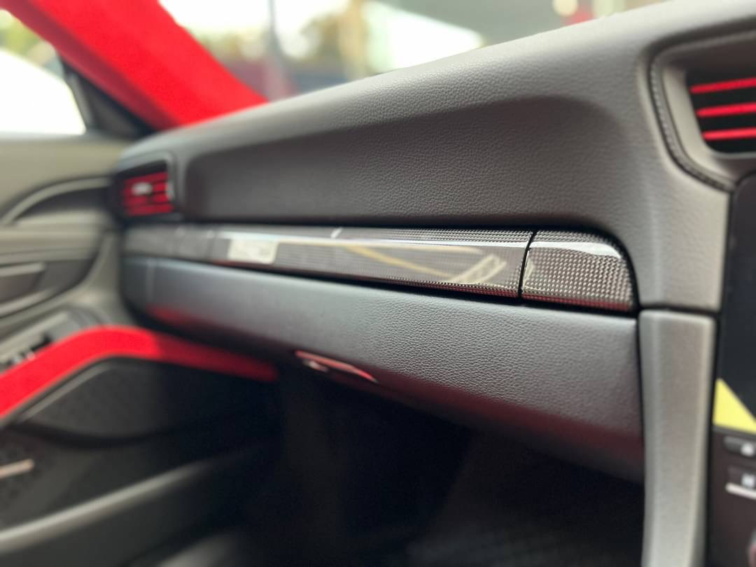2019 Porsche 911 992 สีขาว (รูปที่ 16)