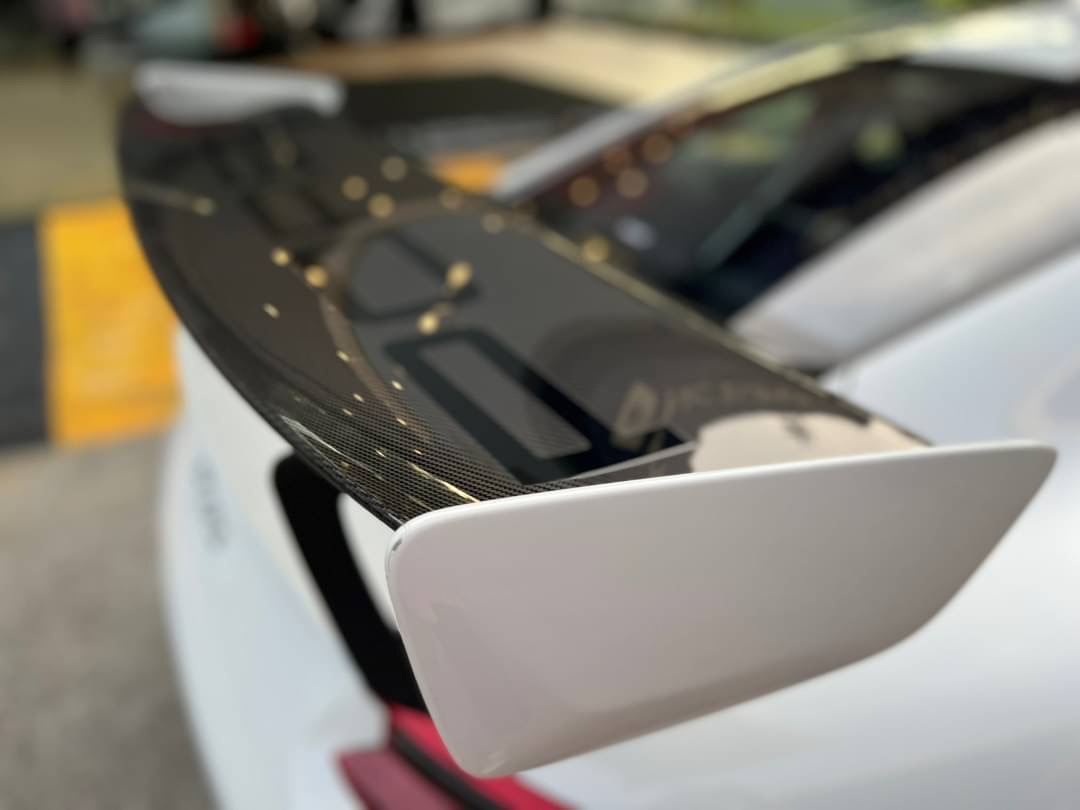 2019 Porsche 911 992 สีขาว (รูปที่ 9)