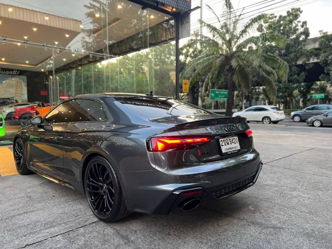 2023 Audi RS 5 Coupe สีเทา (รูปที่ 6)