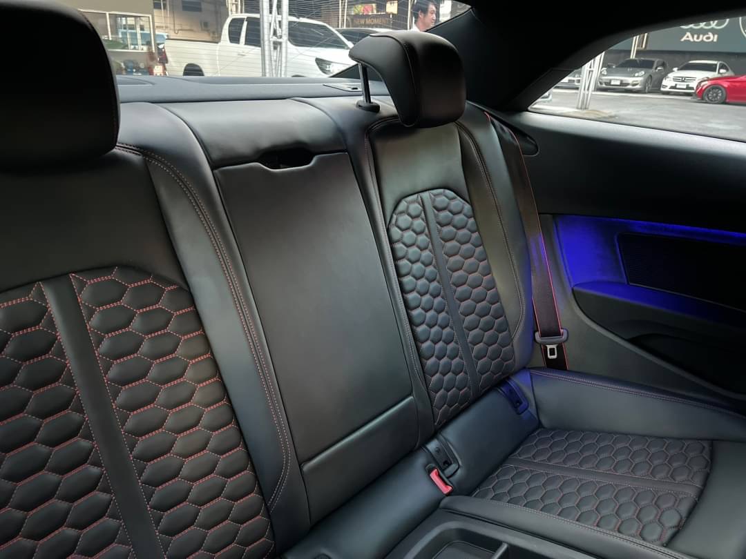 2023 Audi RS 5 Coupe สีเทา (รูปที่ 16)