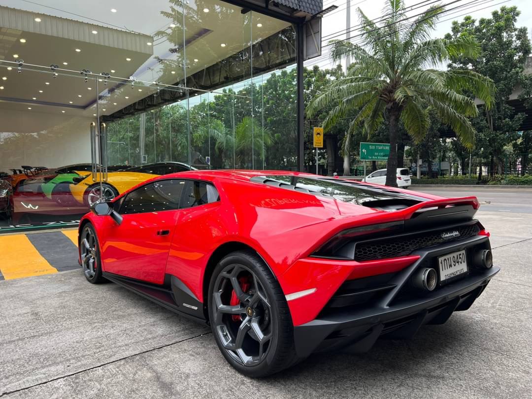 2020 Lamborghini Huracan EVO สีแดง (รูปที่ 7)
