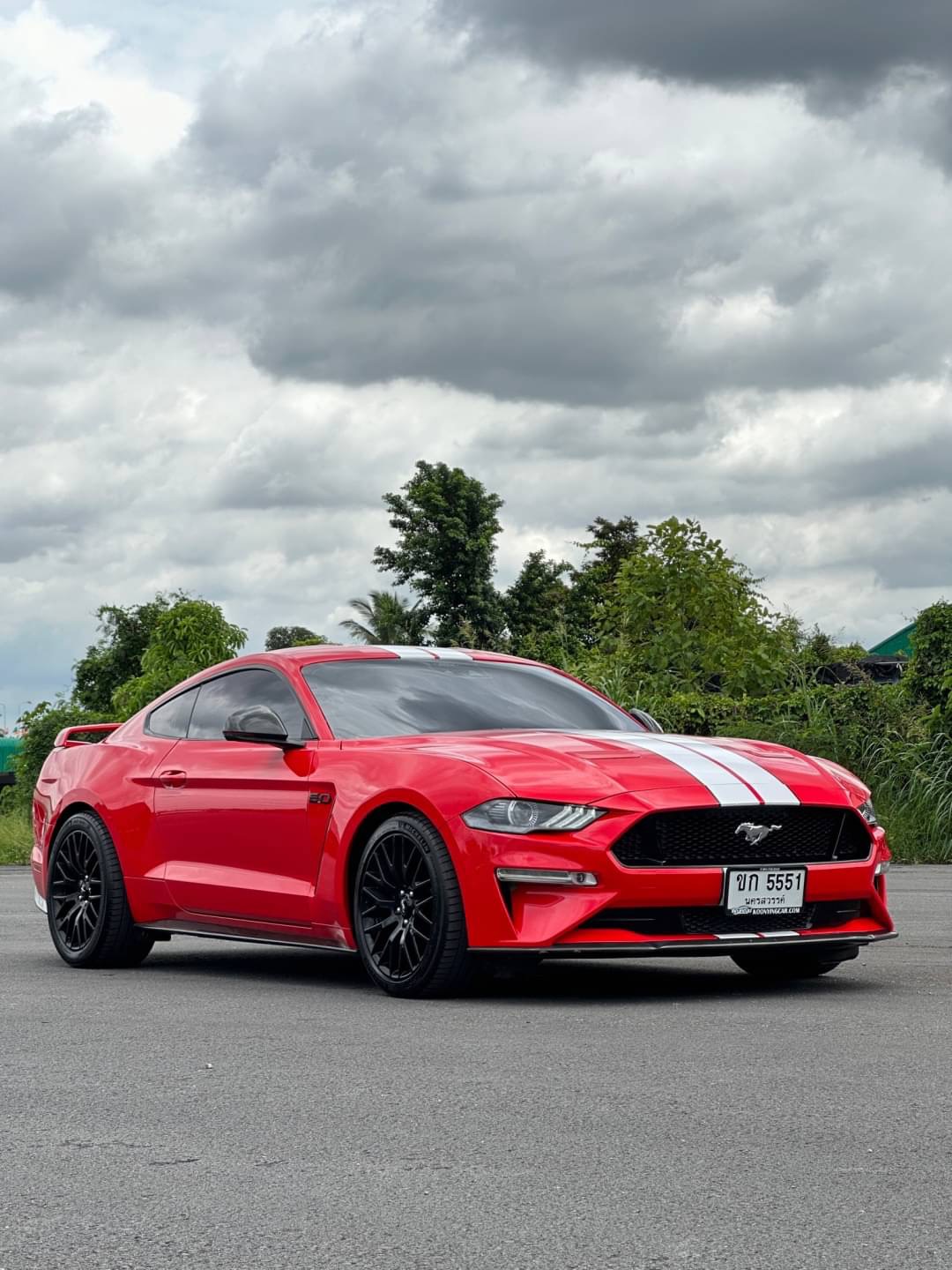 2018 Ford Mustang สีแดง (รูปที่ 6)