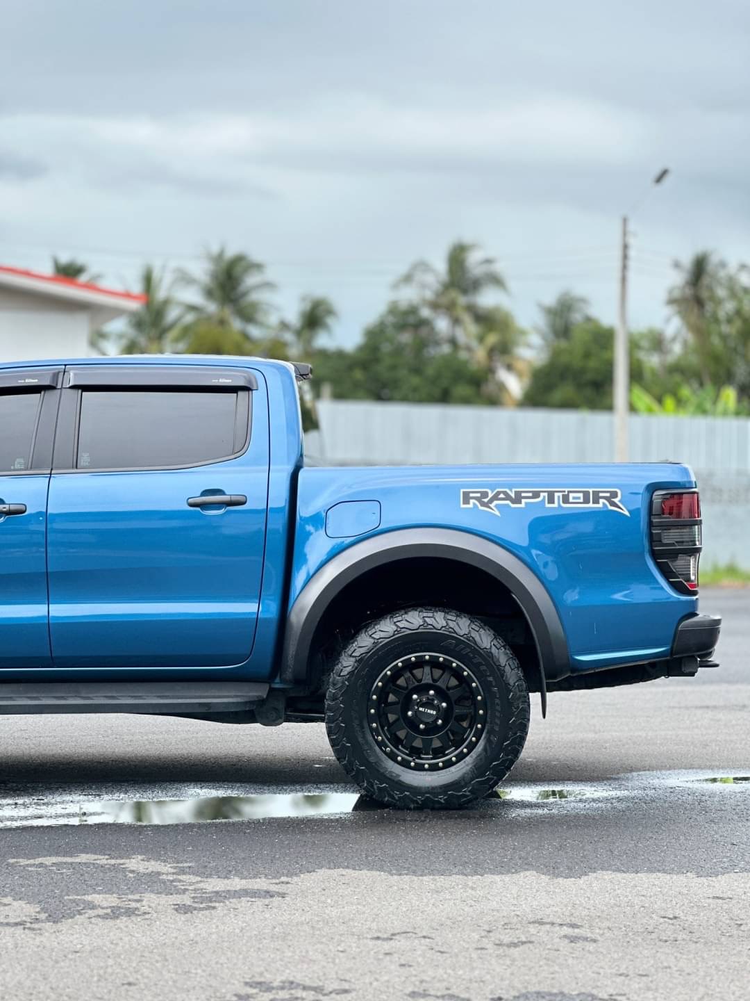 2020 Ford Ranger Raptor 2.0 4WD สีน้ำเงิน (รูปที่ 6)
