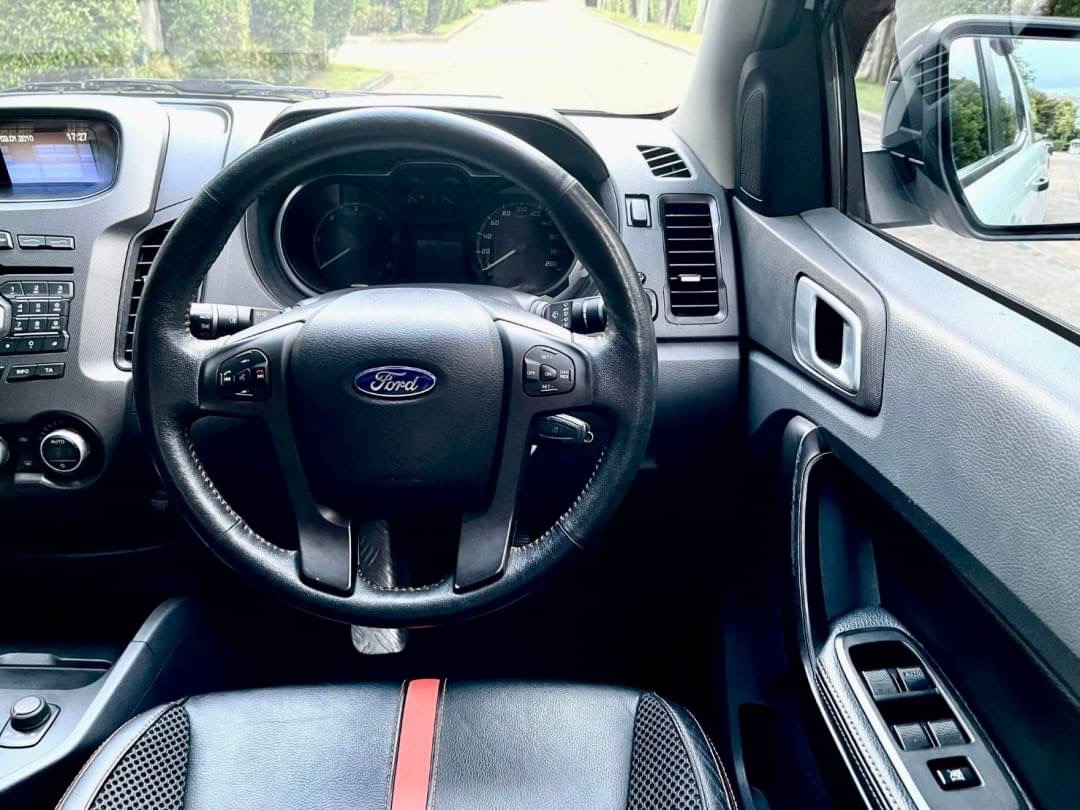 2013 Ford Ranger Wildtrak 2.0 4x2 6AT สีขาว (รูปที่ 6)