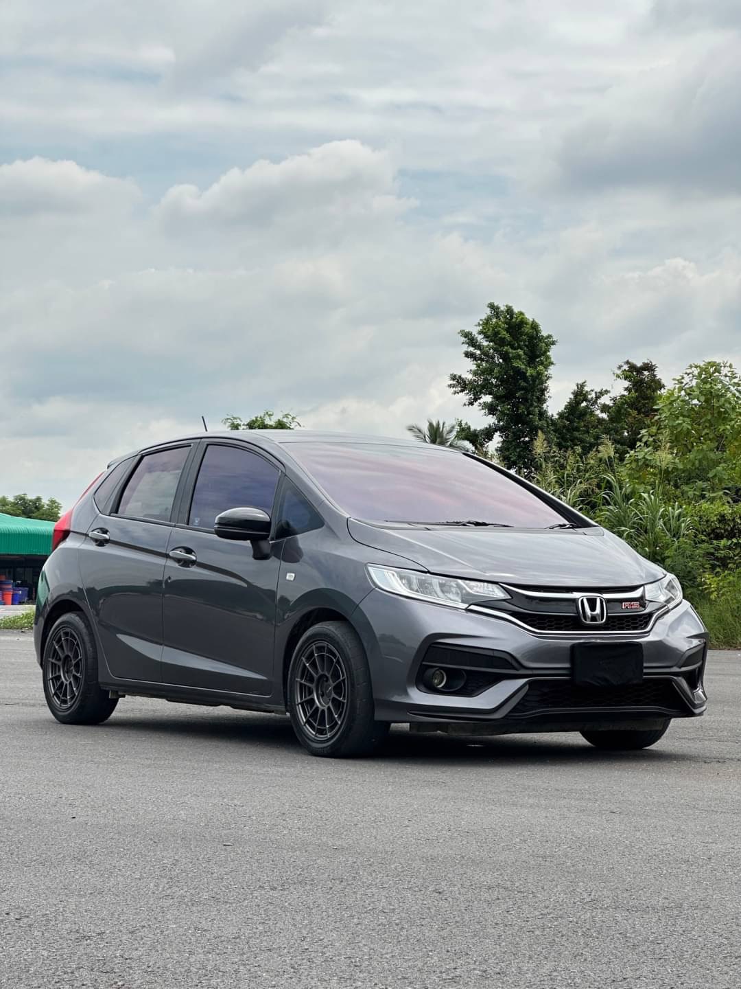 2016 Honda Jazz GK สีเทา