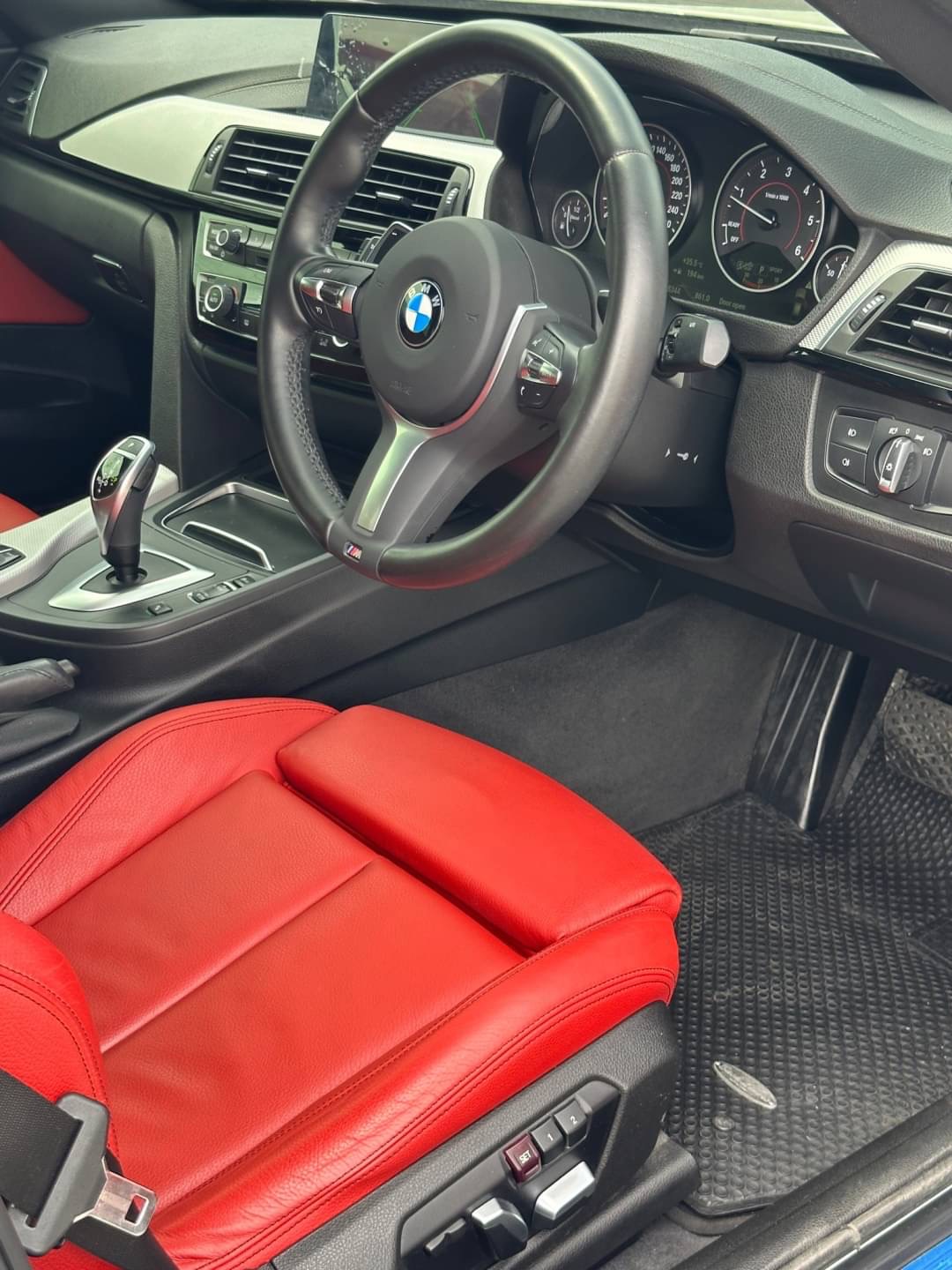 2019 BMW 320d GT Msport LCI สีขาว (รูปที่ 18)