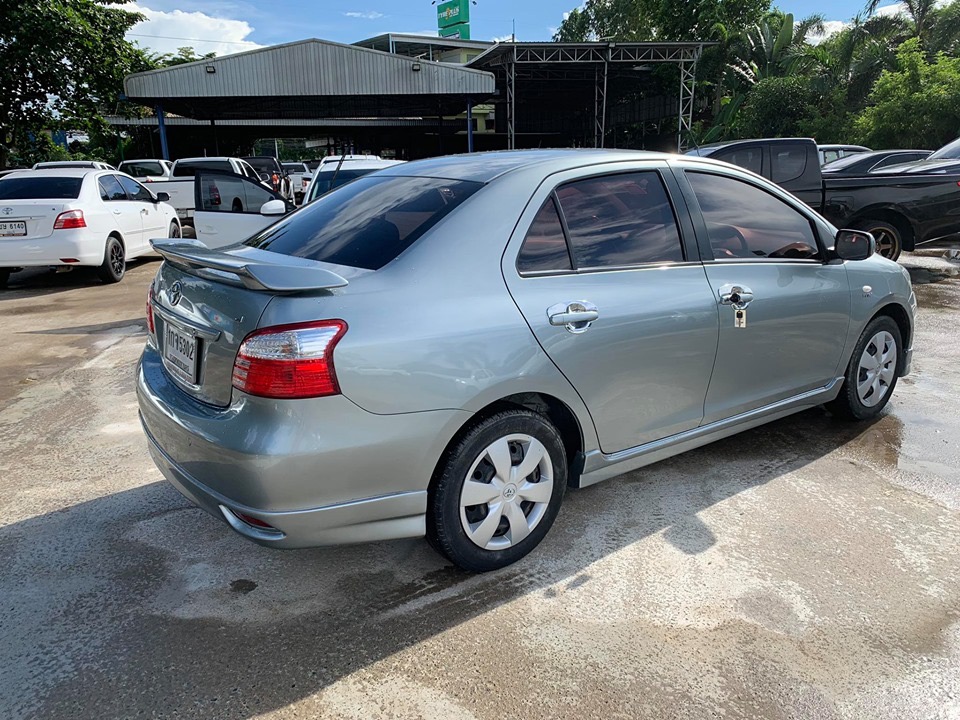 Toyota Vios ปี 2010 สีเทา (รูปที่ 5)