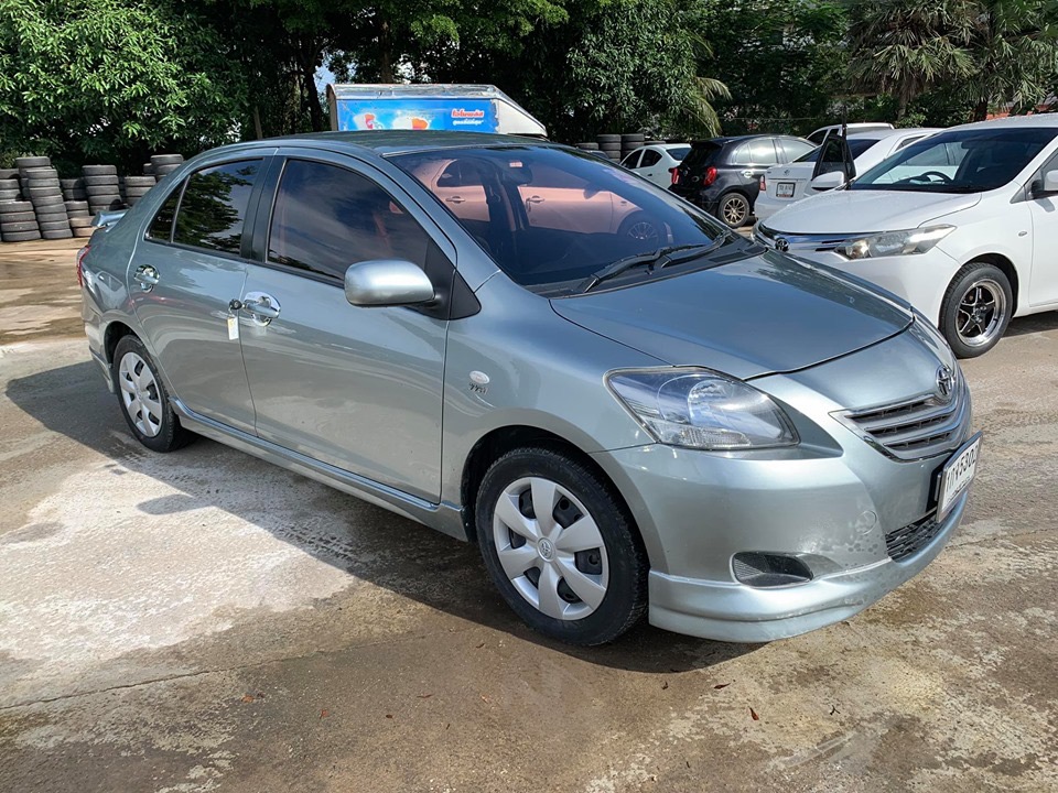 Toyota Vios ปี 2010 สีเทา (รูปที่ 2)
