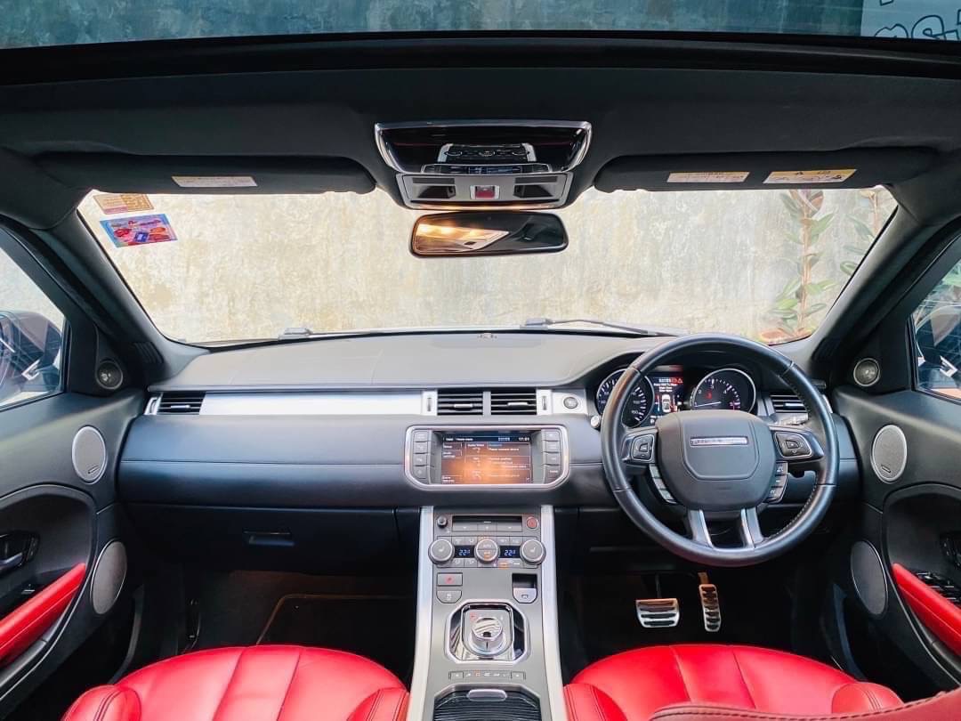 2012 Land Rover Range Rover สีขาว (รูปที่ 12)