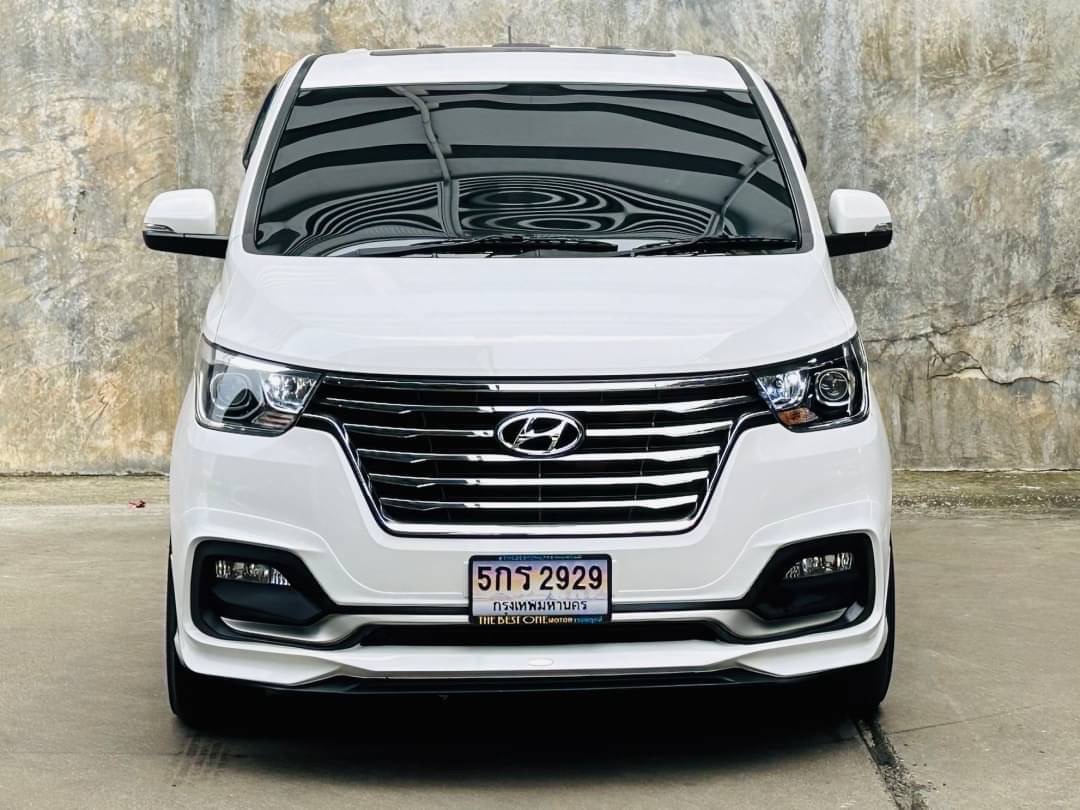 2019 Hyundai H-1 สีขาว (รูปที่ 5)
