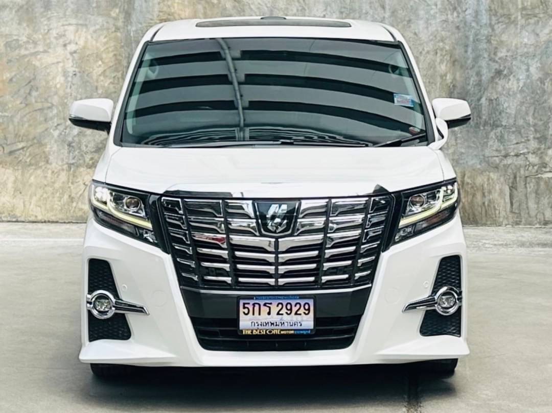 2019 Toyota Alphard สีขาว (รูปที่ 10)