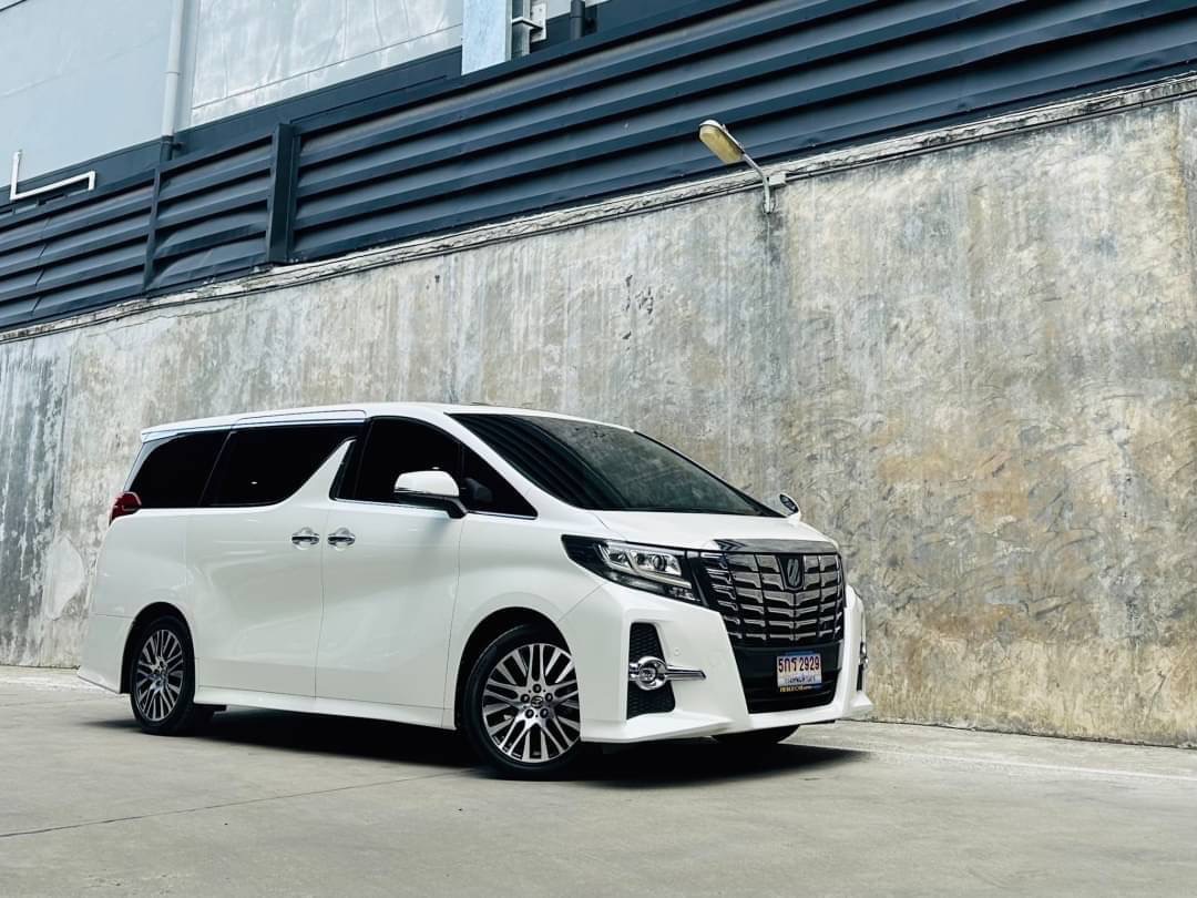 2019 Toyota Alphard สีขาว (รูปที่ 2)