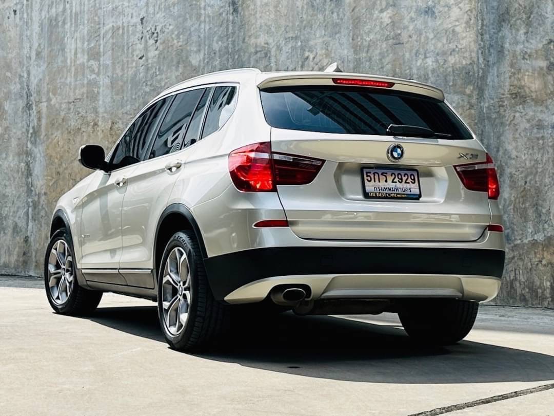 2014 BMW X3 F25 สีเงิน (รูปที่ 3)