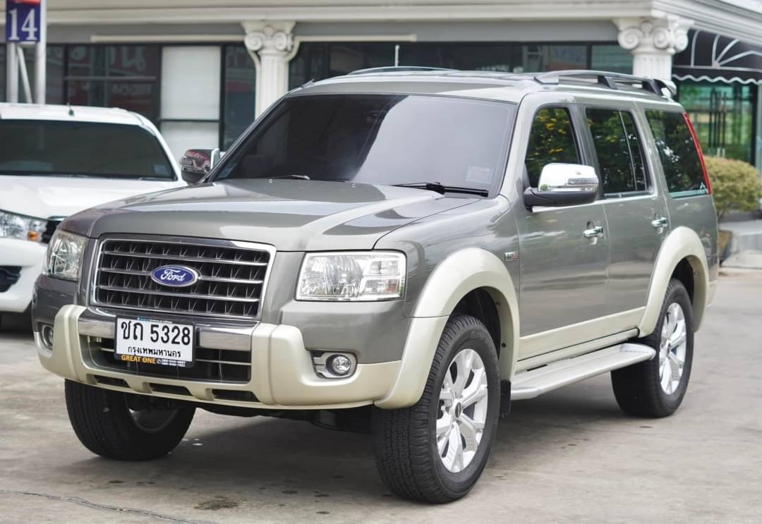 2011 Ford Everest สีทอง