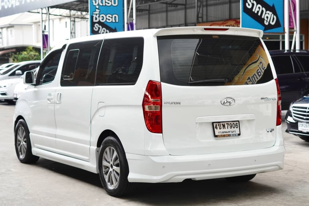 2012 Hyundai H-1 สีขาว (รูปที่ 4)