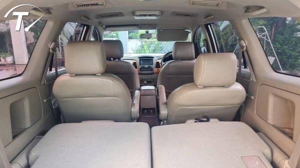 2010 Toyota Innova 2.0 Top สีขาว