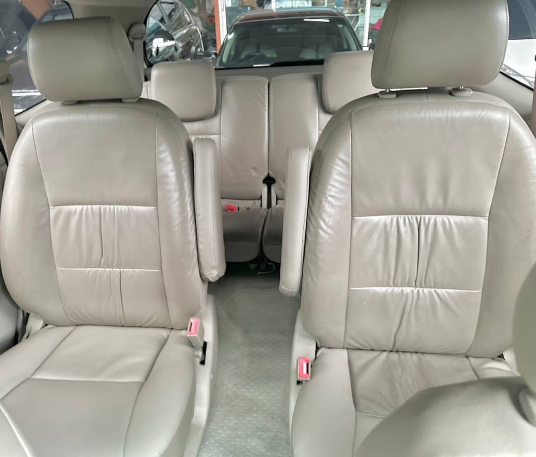 2010 Toyota Innova 2.0 Top สีขาว