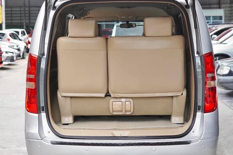 2013 Hyundai H-1 สีเงิน (รูปที่ 19)