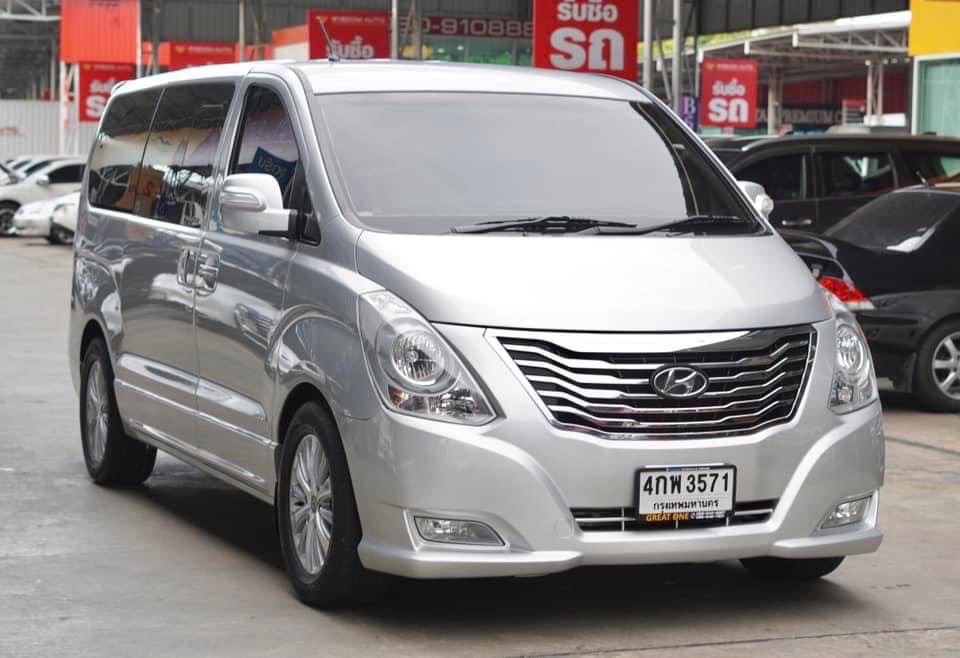 2013 Hyundai H-1 สีเงิน (รูปที่ 4)