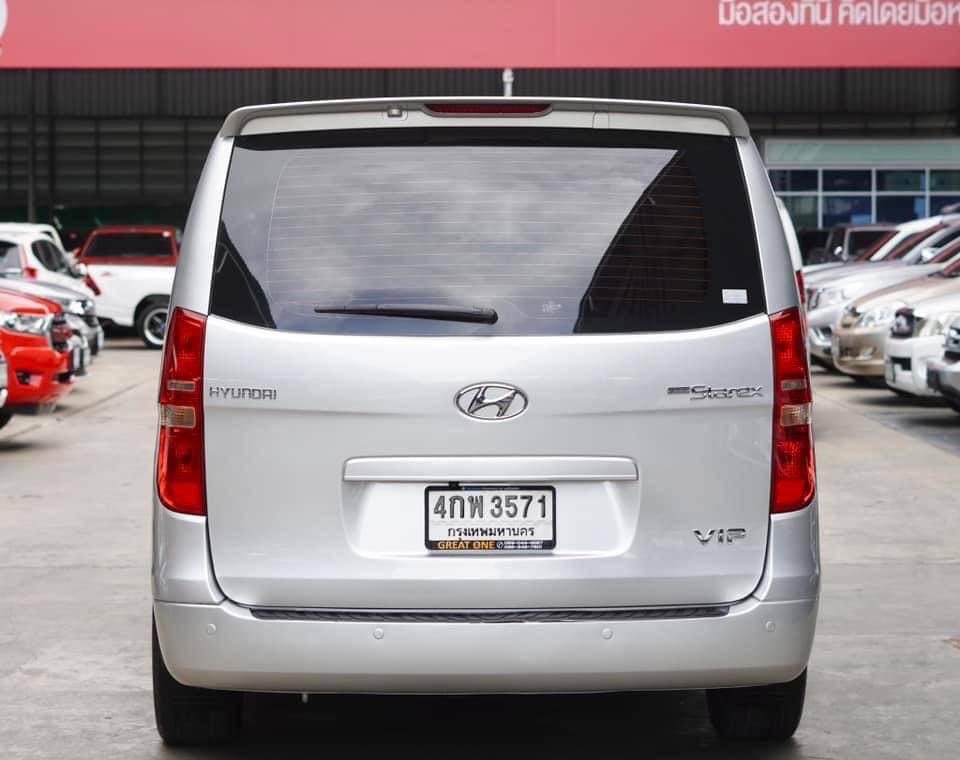 2013 Hyundai H-1 สีเงิน (รูปที่ 3)