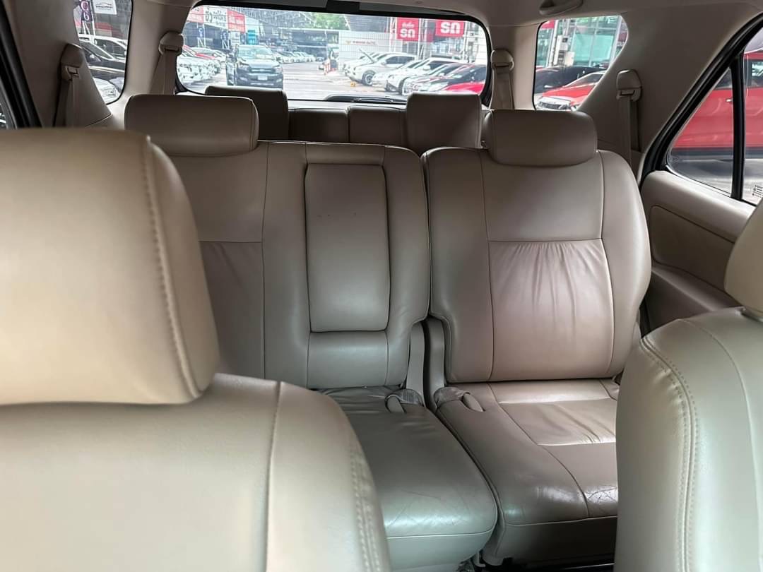 2008 Toyota Fortuner สีดำ