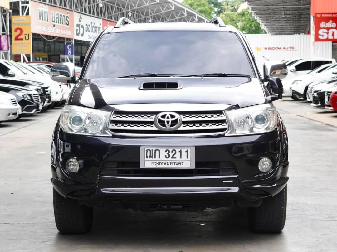 2008 Toyota Fortuner สีดำ