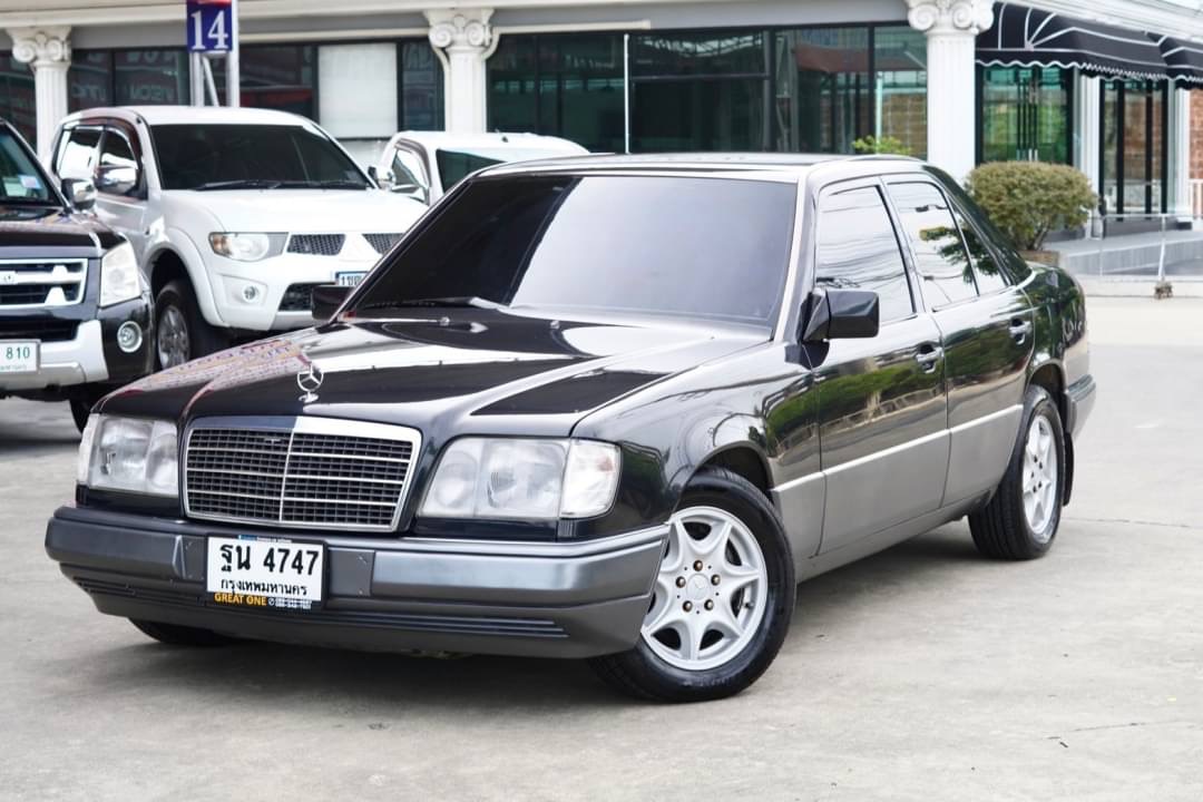 1995 Mercedes-Benz E-Class W210 E280 สีเทา