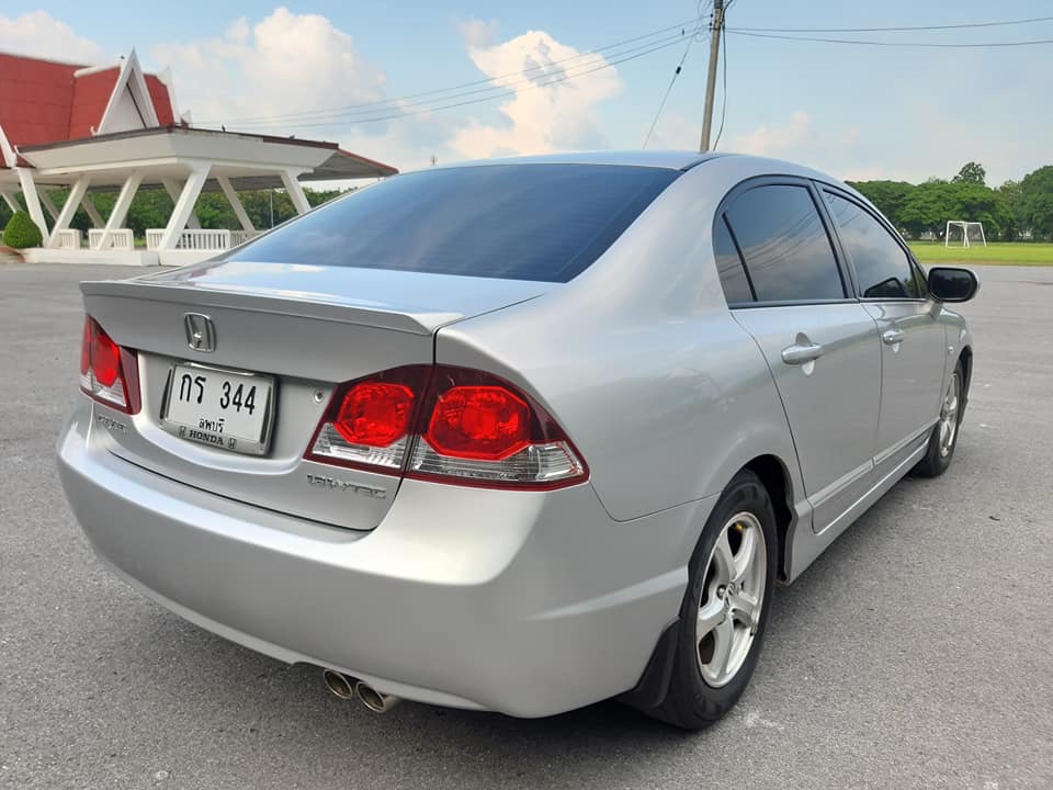 Honda Civic FD ปี 2009 สีเงิน (รูปที่ 2)