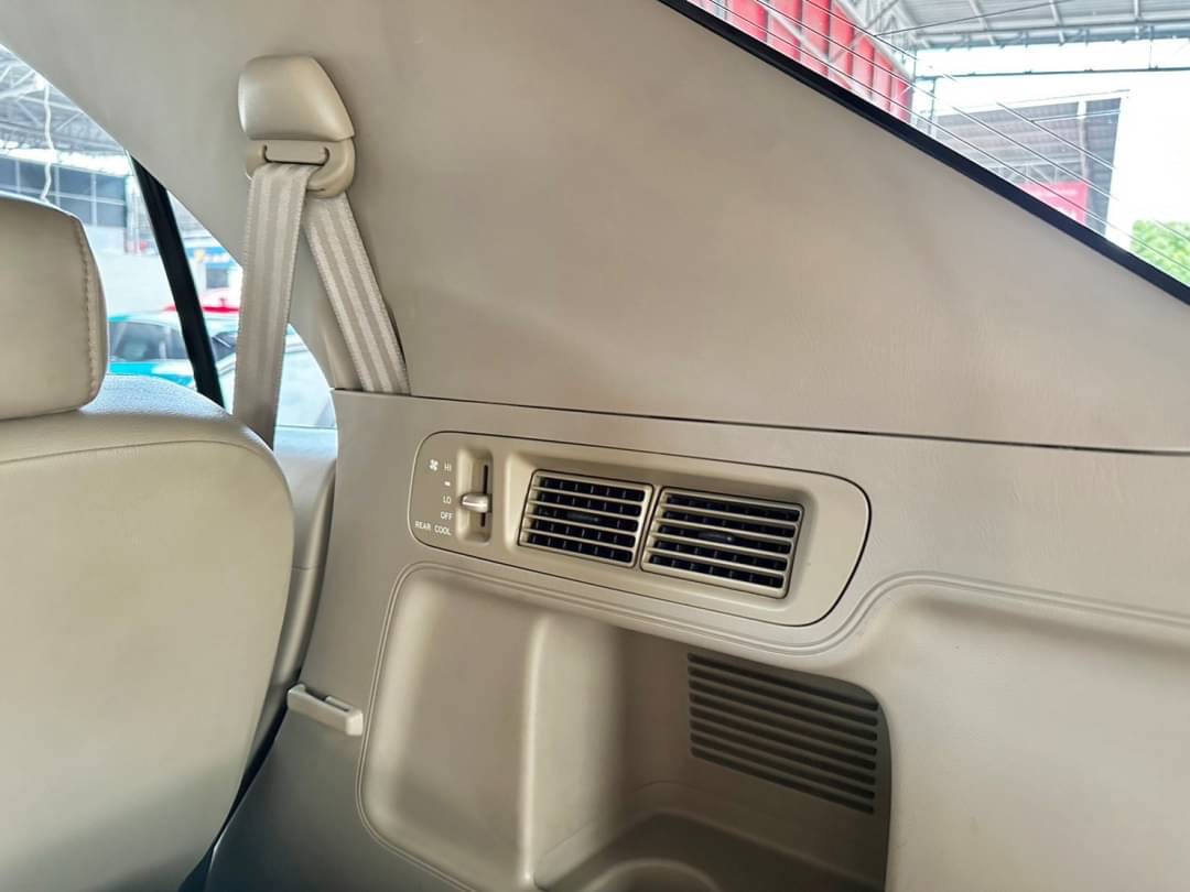 2008 Toyota Fortuner ไมเนอร์เชนจ์ 1 สีทอง (รูปที่ 19)