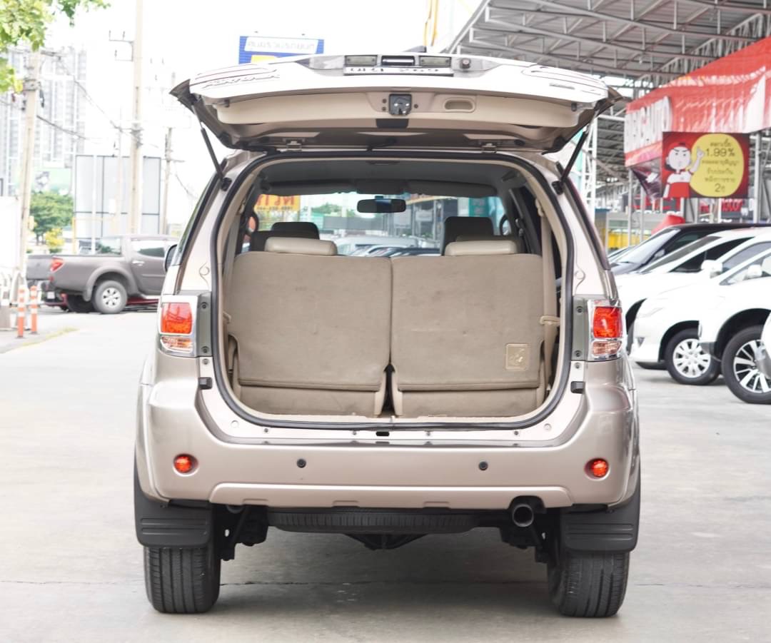 2008 Toyota Fortuner ไมเนอร์เชนจ์ 1 สีทอง (รูปที่ 8)