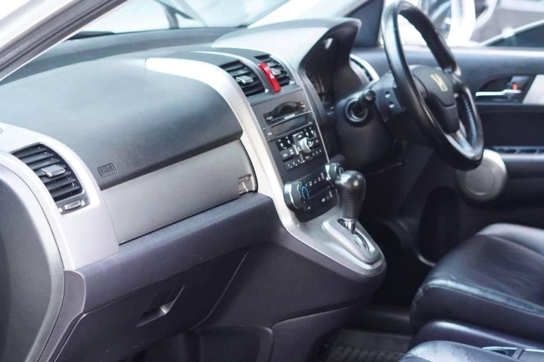 2010 Honda CR-V สีเงิน (รูปที่ 8)