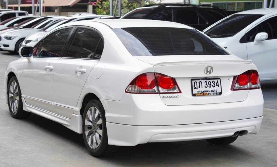 2011 Honda Civic FD สีขาว (รูปที่ 5)