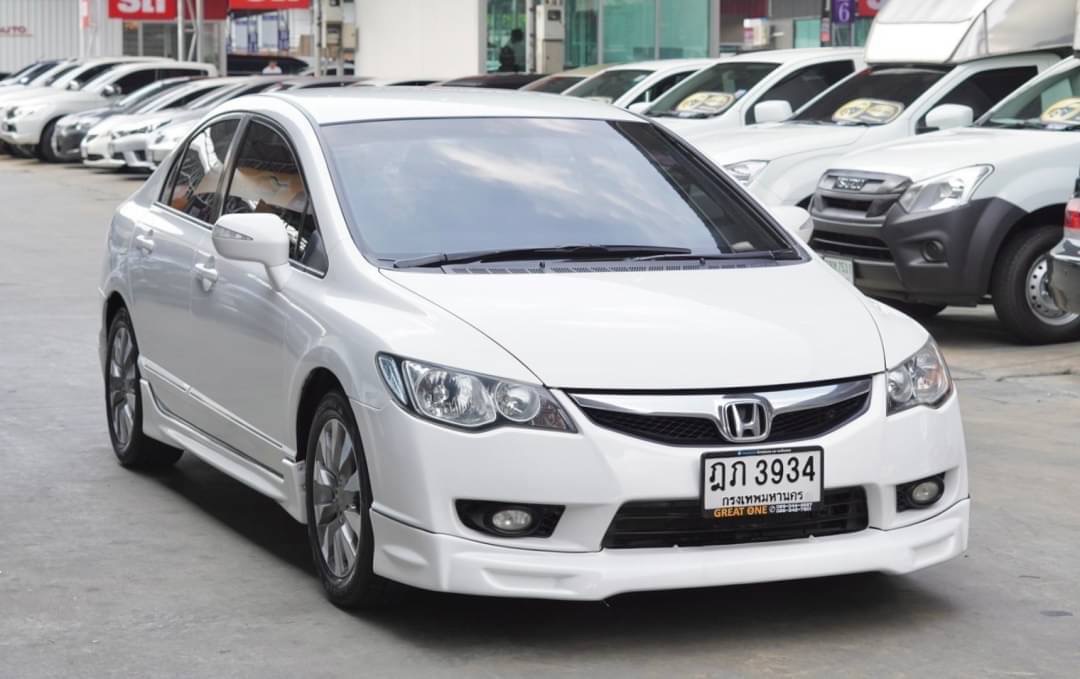 2011 Honda Civic FD สีขาว (รูปที่ 3)