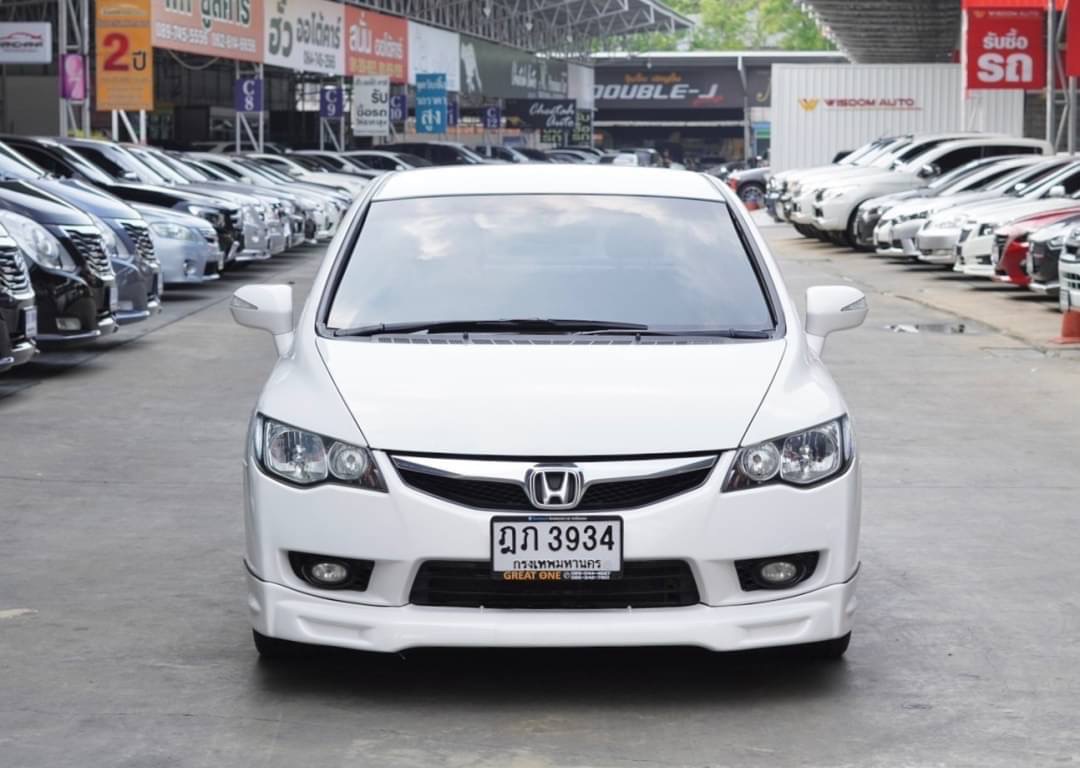 2011 Honda Civic FD สีขาว