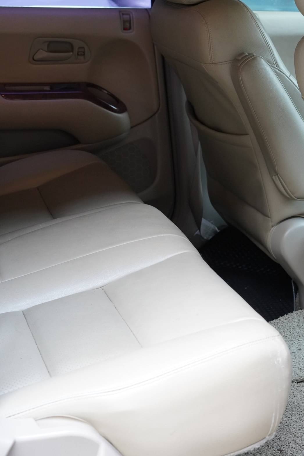 2004 Honda Odyssey สีดำ (รูปที่ 11)