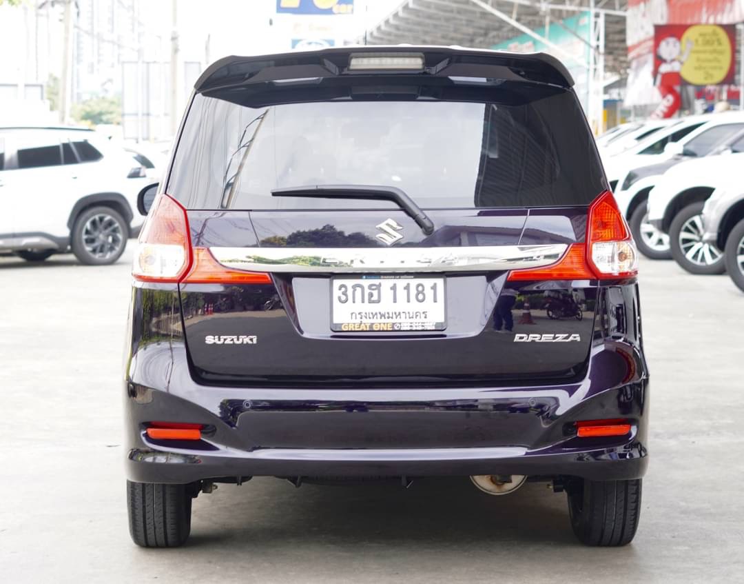2017 Suzuki Ertiga สีดำ (รูปที่ 6)