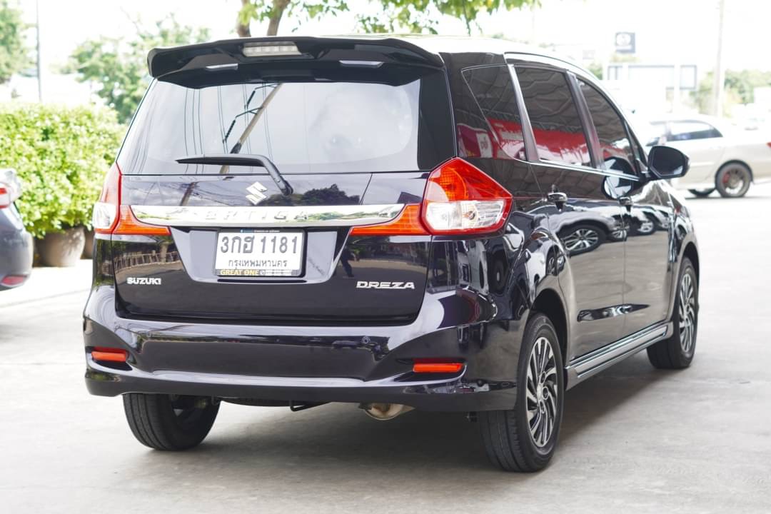 2017 Suzuki Ertiga สีดำ (รูปที่ 5)