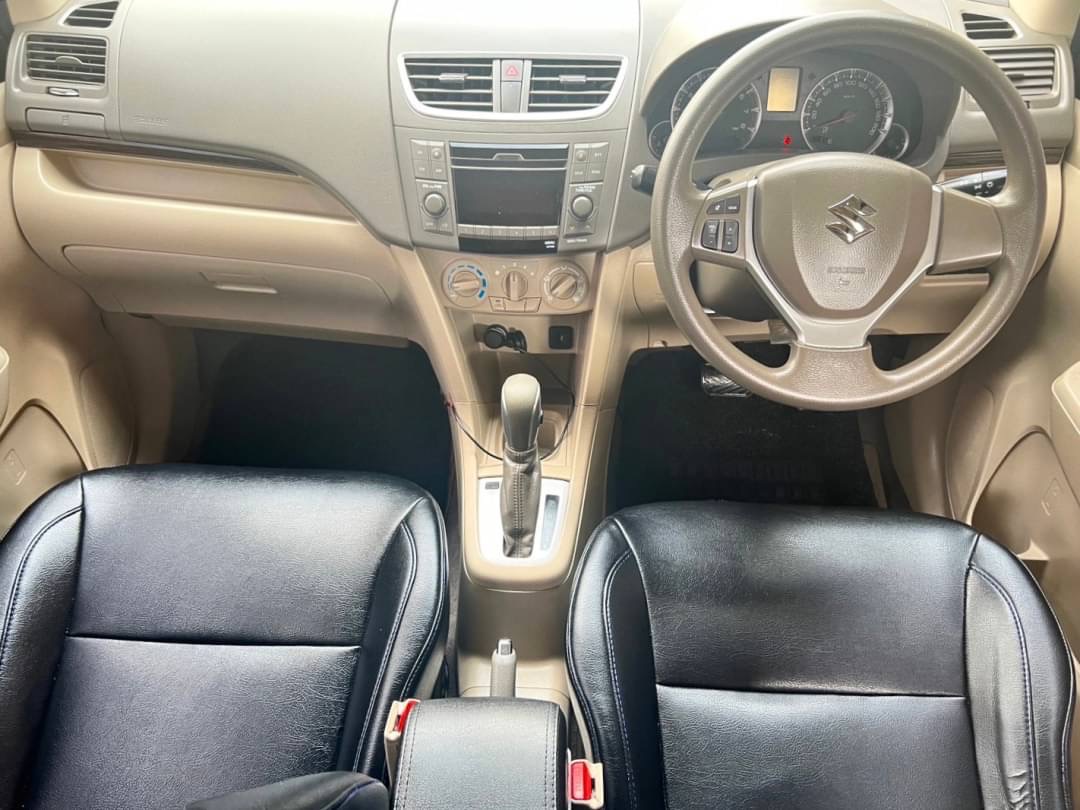 2017 Suzuki Ertiga สีดำ (รูปที่ 14)