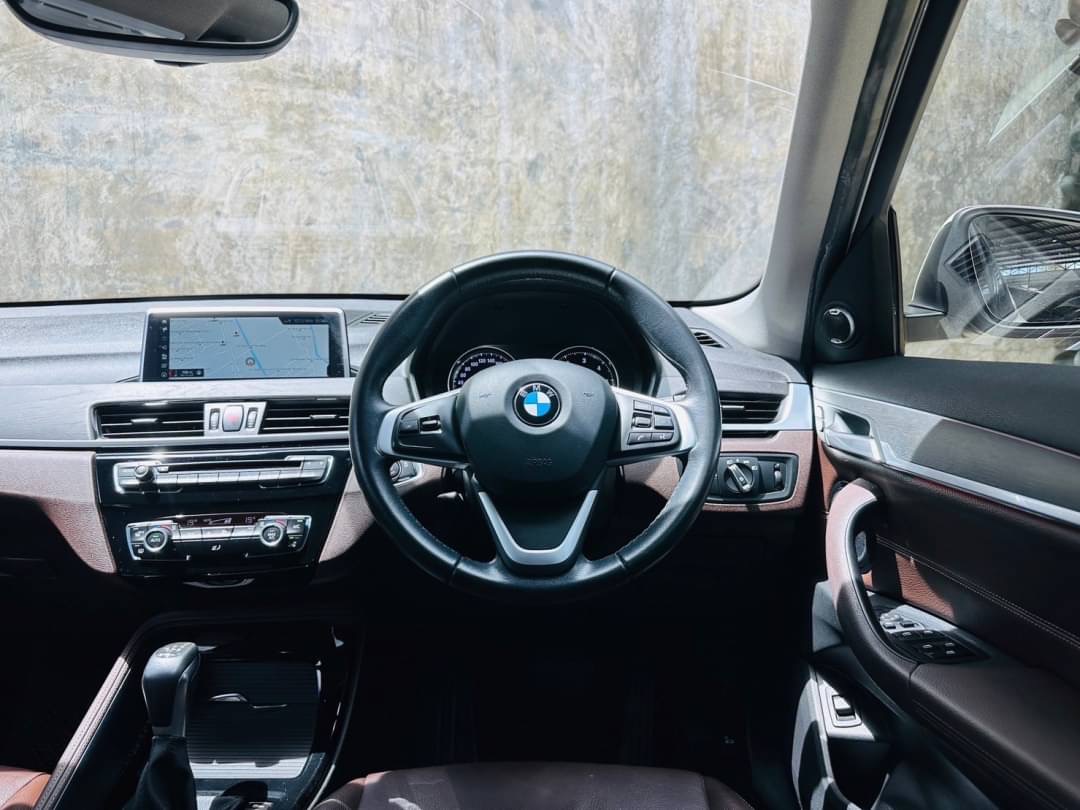 2019 BMW X1 F48 สีขาว (รูปที่ 13)