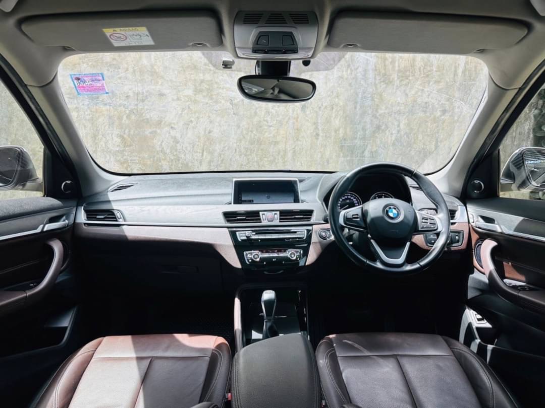 2019 BMW X1 F48 สีขาว (รูปที่ 10)