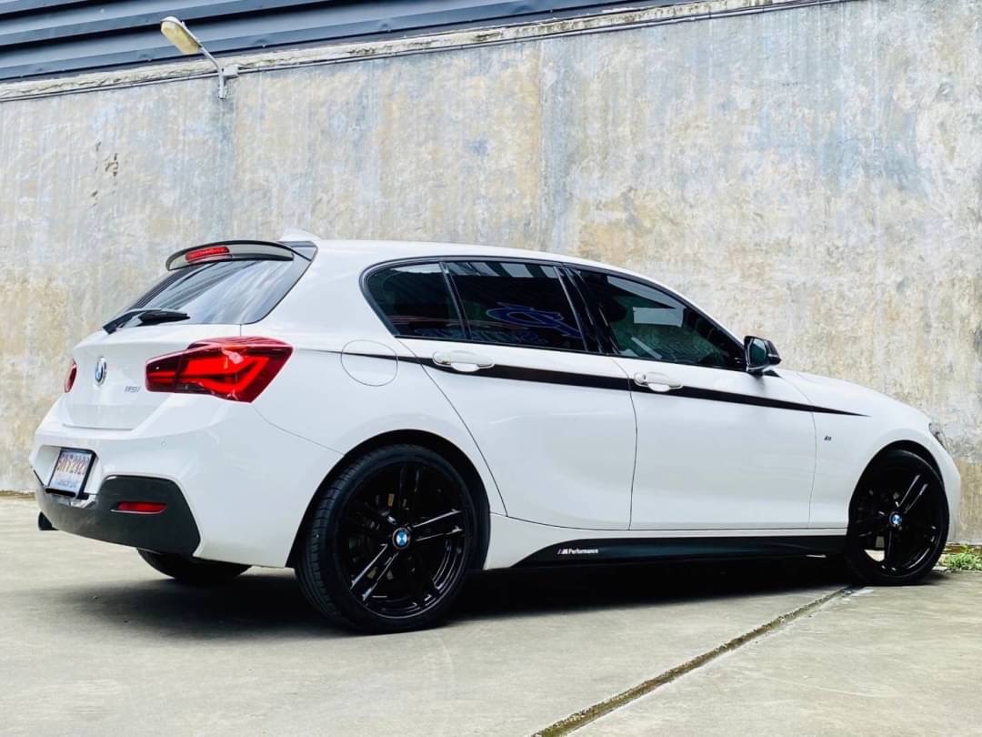 2018 BMW 118i M-Sport M-Performance F20 LCI สีขาว